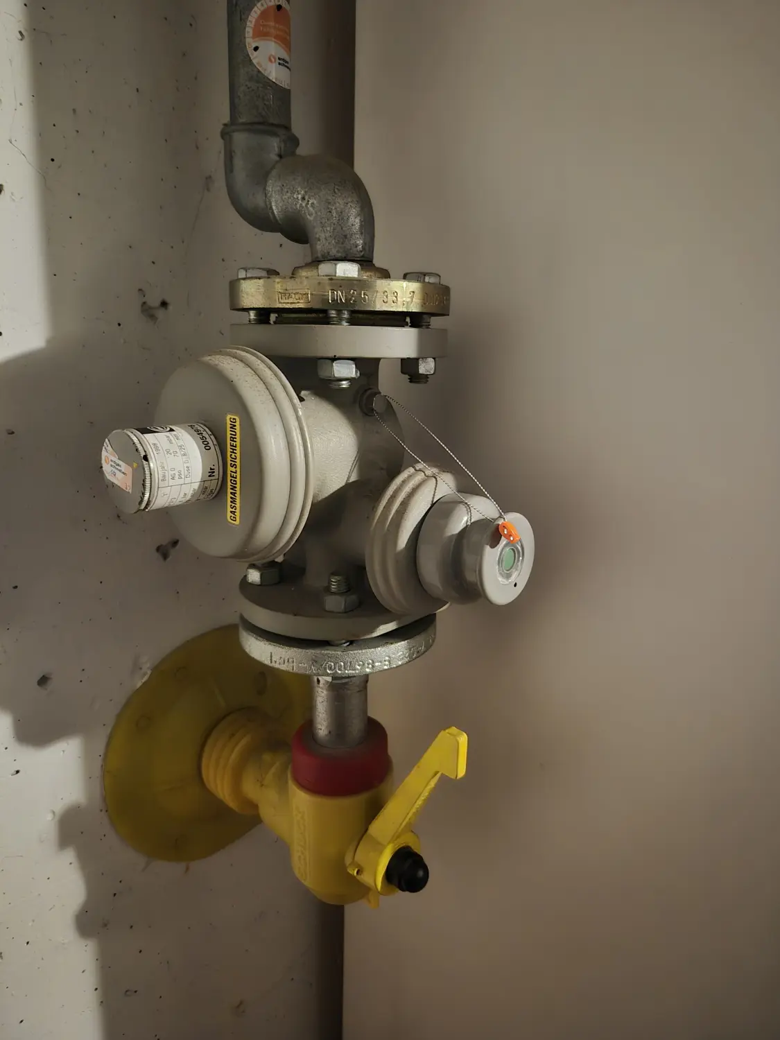 Turnuswechsel Gas/Wasser durch Energieversorgungs-Service